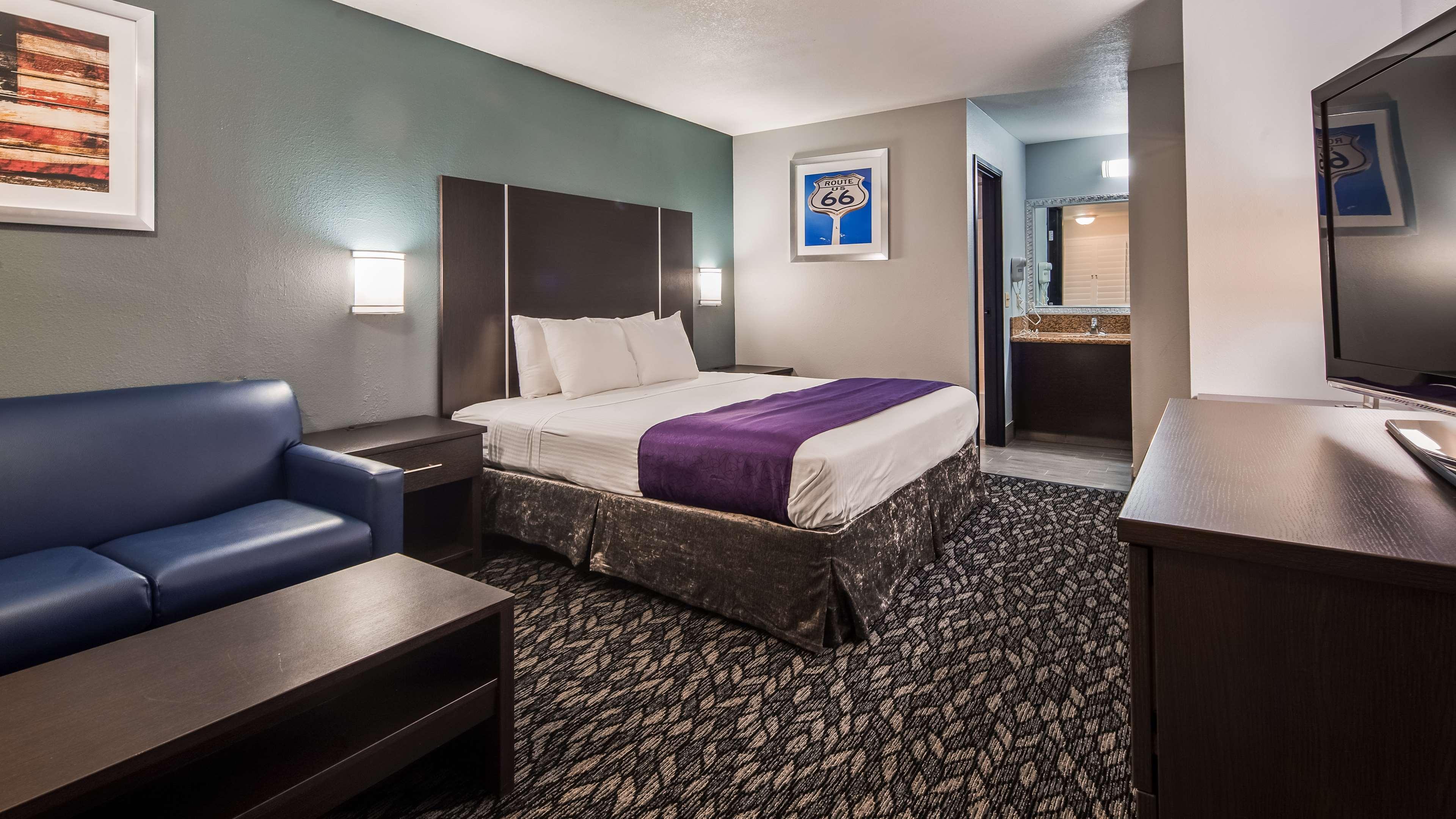 Best Western Desert Villa Inn Barstow Exterior photo