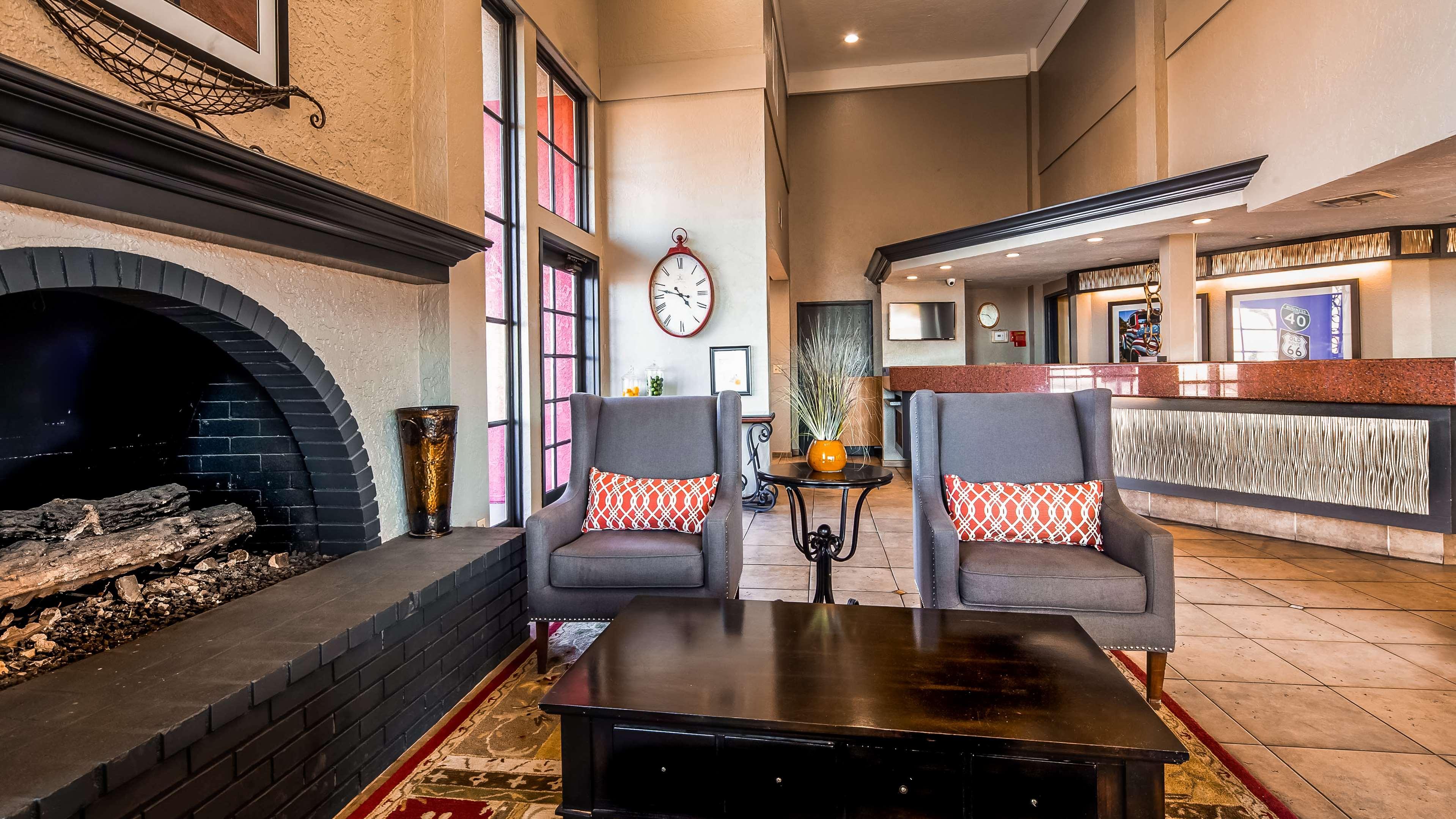 Best Western Desert Villa Inn Barstow Exterior photo